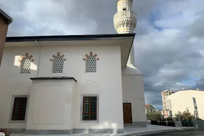 İstanbul Ümraniye Sait Kaya Cami kapak görseli