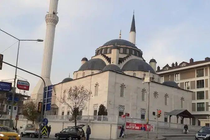 İstanbul Üsküdar Ömer Öztürk Cami kapak görseli