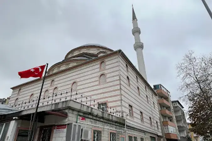 İstanbul Üsküdar Akabe Cami kapak görseli