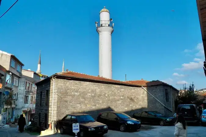 İstanbul Üsküdar Gülfem Hatun Cami kapak görseli