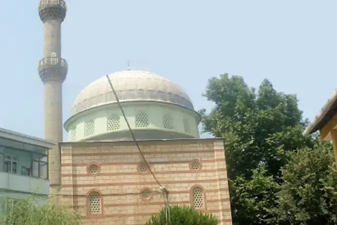 İstanbul Üsküdar Güzide Hatun Cami kapak görseli