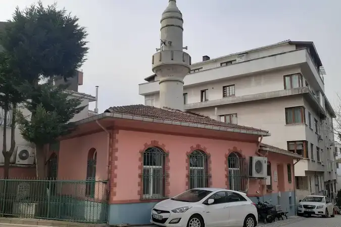 İstanbul Üsküdar Hacı Hesna Hatun Cami kapak görseli