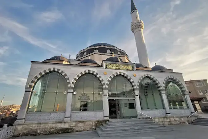 İstanbul Üsküdar Hacı Mehmet Ali Özturk Cami kapak görseli