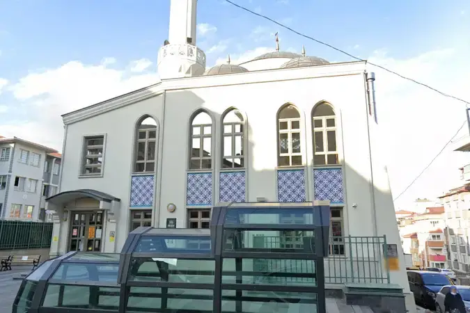 İstanbul Üsküdar Hacı Mehmet Efendi Cami kapak görseli