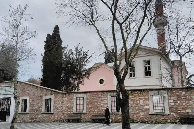 İstanbul Üsküdar Küçük Selimiye Cami (Çiçekçi Cami) kapak görseli
