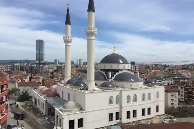 İstanbul Üsküdar Yavuz Selim Cami kapak görseli