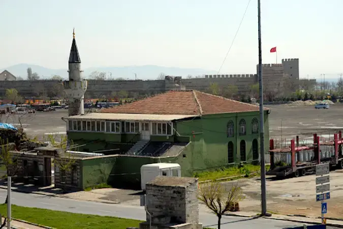 İstanbul Zeytinburnu Sur Dibi Fetih Cami kapak görseli