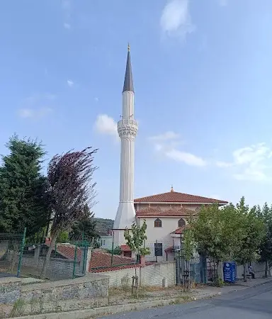 İstanbul Arnavutköy Abdülhamithan Cami kapak görseli
