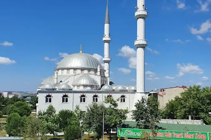 İstanbul Arnavutköy Bolluca Hicret Cami kapak görseli
