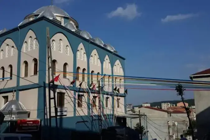 İstanbul Arnavutköy Fatimatuz Zehra Cami kapak görseli