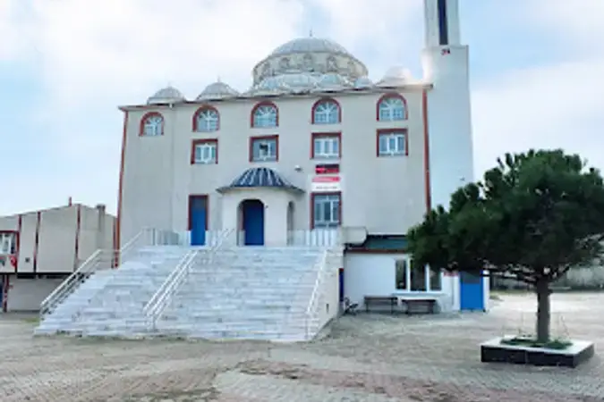 İstanbul Arnavutköy İmrahor Abdulaziz Cami kapak görseli