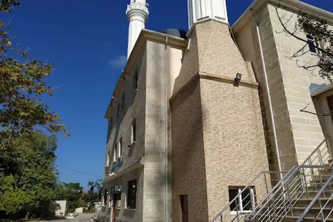 İstanbul Arnavutköy Karaburun Alperenler Yeni Cami kapak görseli