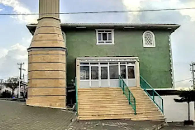 İstanbul Arnavutköy Taşoluk Mehmet Akif Cami kapak görseli