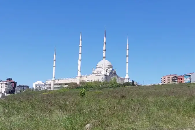 İstanbul Arnavutköy Taşoluk Merkez Cami kapak görseli