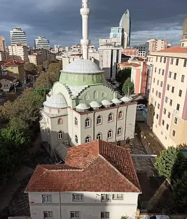 İstanbul Ataşehir Bağlariçi Cami kapak görseli