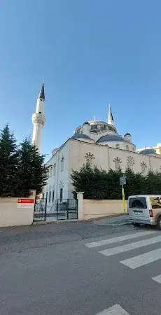 İstanbul Ataşehir Kiptaş Sultan Alpaslan Cami kapak görseli