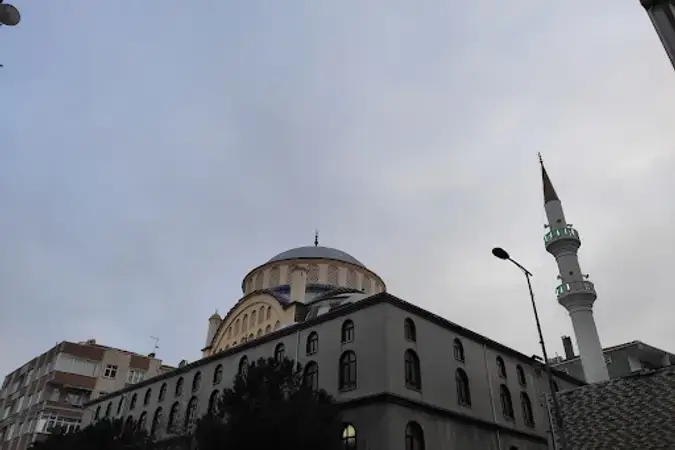 İstanbul Bağcılar Yıldıztepe Cezine Cami kapak görseli