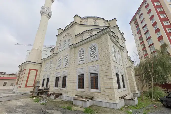İstanbul Bağcılar Ahmet Ziyaeddin Gumushanevi Cami kapak görseli