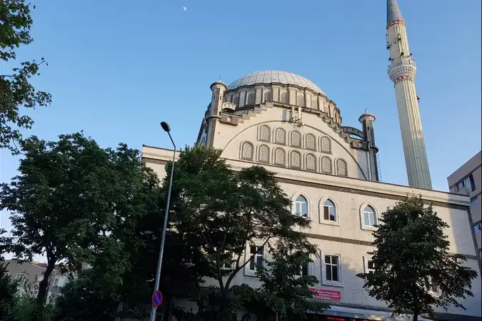 İstanbul Bağcılar Hoca Ahmet Yesevi Cami kapak görseli