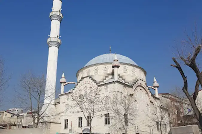 İstanbul Bağcılar İmam-ı Azam Cami kapak görseli