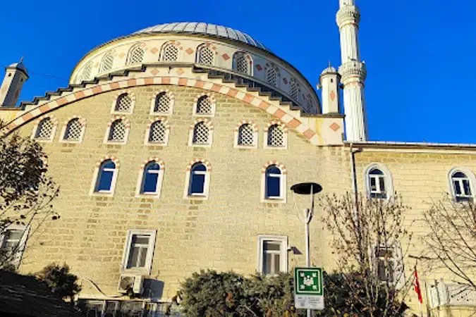 İstanbul Bağcılar İmami Gazali Cami kapak görseli
