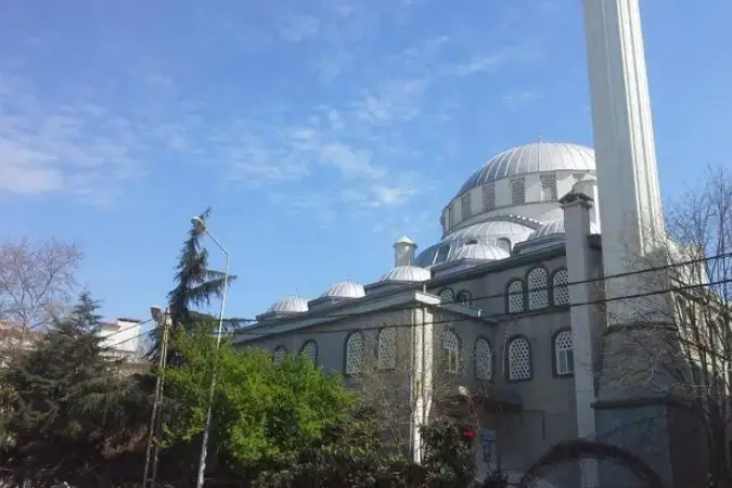 İstanbul Bağcılar Molla Gürani Cami kapak görseli
