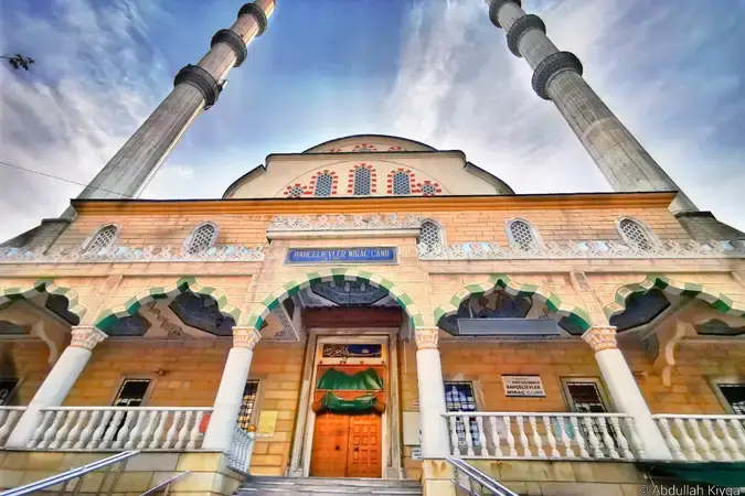 İstanbul Bahçelievler Basın Sitesi Miraç Cami kapak görseli