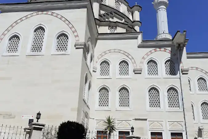 İstanbul Bahçelievler Soğanlı Hz. Ömer Cami kapak görseli