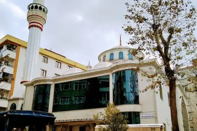 İstanbul Bahçelievler Siyavuşpaşa Cami kapak görseli