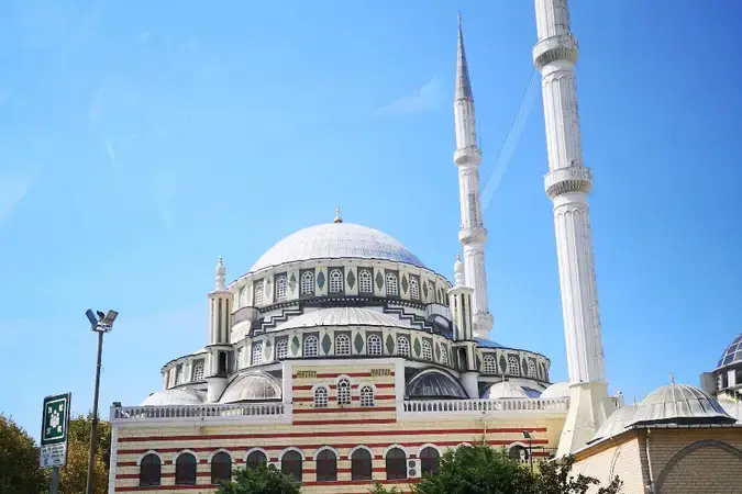 İstanbul Bahçelievler Şirinevler Ulu Cami kapak görseli