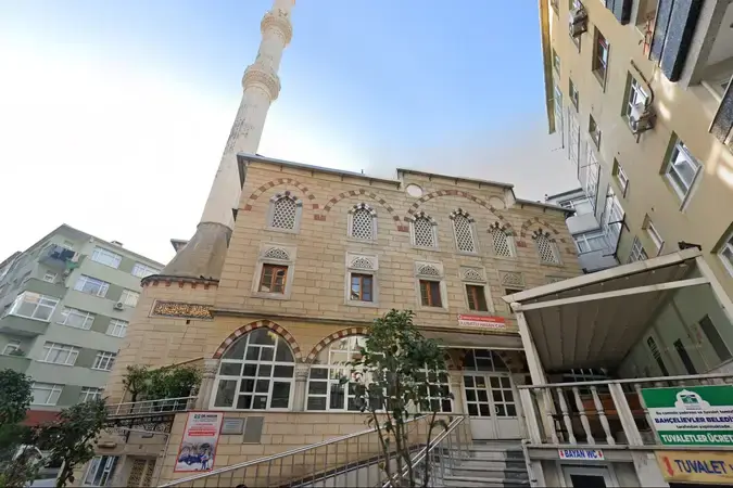 İstanbul Bahçelievler Ulubatlı Hasan Cami kapak görseli