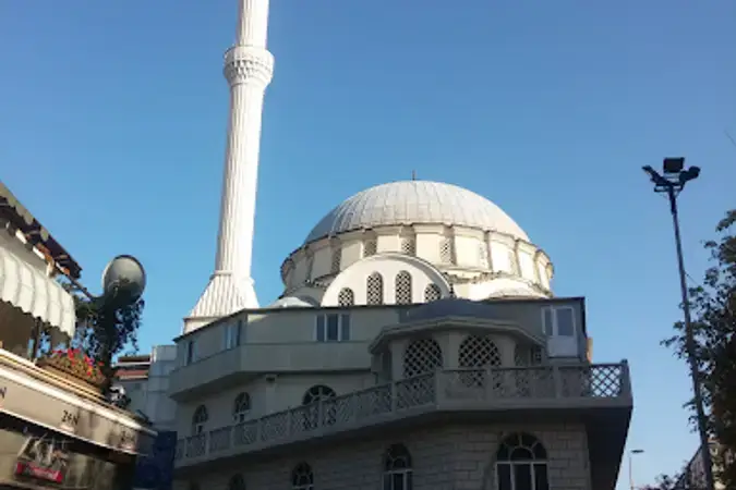 İstanbul Bahçelievler Yayla Hafız İsmail Ayaydın Cami kapak görseli
