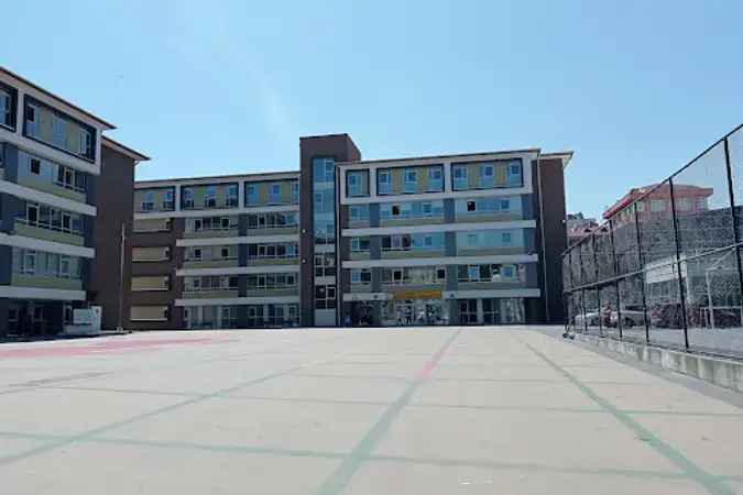 İstanbul Bakırköy Bakırköy Anadolu İmam Hatip Lisesi Mescidi kapak görseli