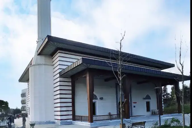 İstanbul Bakırköy Emlak Konut Florya Evleri Cami kapak görseli