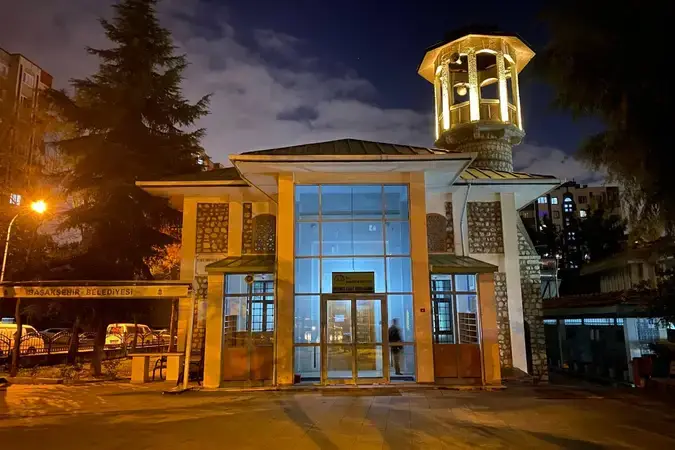 İstanbul Başakşehir Mehmet Zahit Kotku Cami kapak görseli