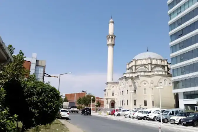 İstanbul Başakşehir Metal-İş Cami kapak görseli