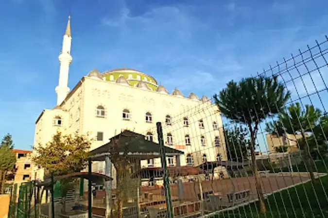 İstanbul Başakşehir Boğazköy Merkez Cami kapak görseli
