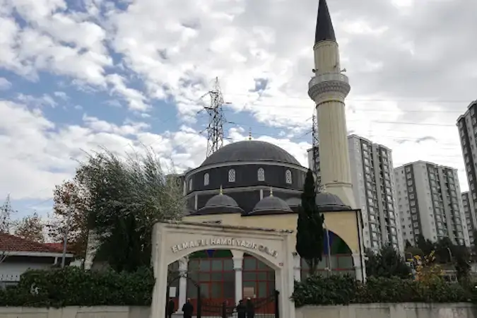 İstanbul Başakşehir Elmalılı Hamdi Yazır Cami kapak görseli