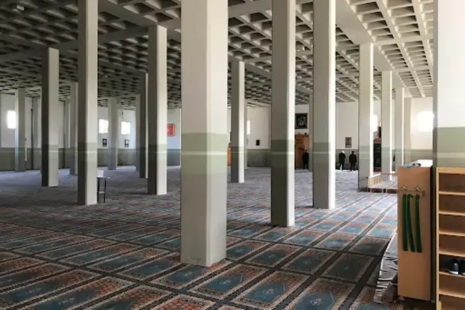 İstanbul Başakşehir Eskop Cumhuriyet Cami kapak görseli