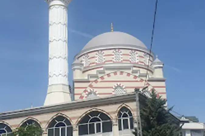 İstanbul Başakşehir Huzur Cami kapak görseli