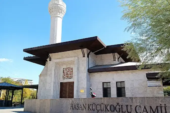İstanbul Başakşehir Hasan Küçükoğlu Cami kapak görseli