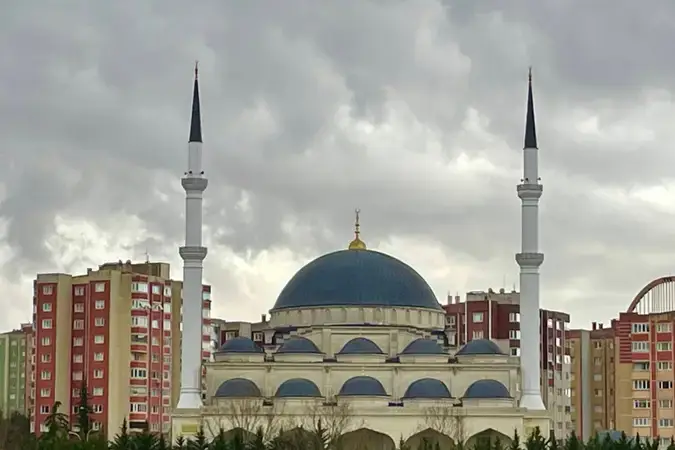 İstanbul Başakşehir Hoca Ahmet Yesevi Cami kapak görseli