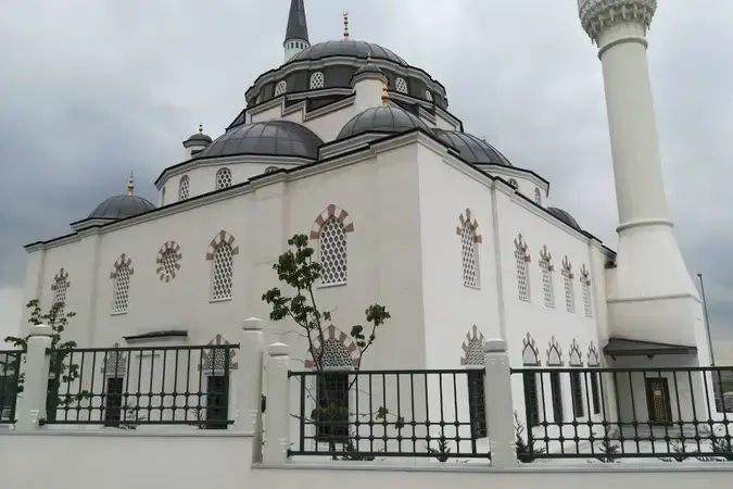 İstanbul Başakşehir Kutul Amare Cami kapak görseli