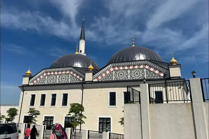 İstanbul Başakşehir Şüheda Cami kapak görseli