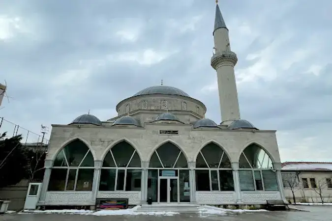 İstanbul Başakşehir Süleyman Çelebi Cami kapak görseli
