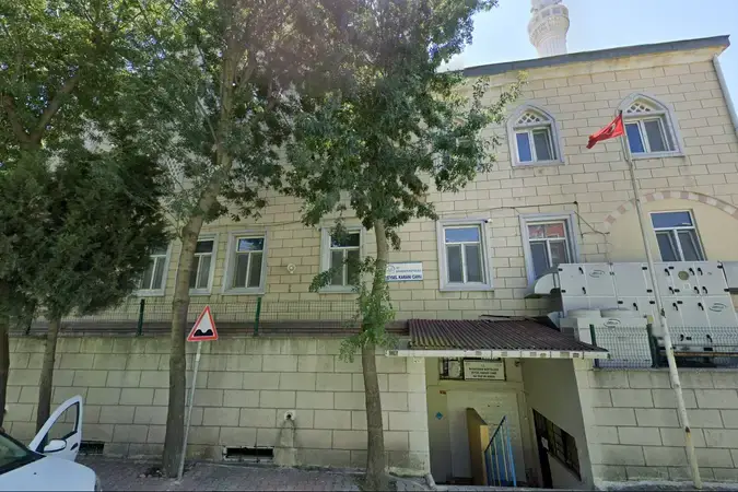 İstanbul Başakşehir Veysel Karani Cami kapak görseli