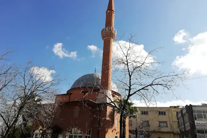 İstanbul Bayrampaşa Halide Canayakın Cami kapak görseli