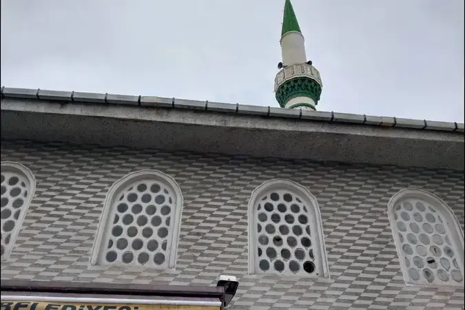 İstanbul Bayrampaşa Kartaltepe Yeşil Cami kapak görseli