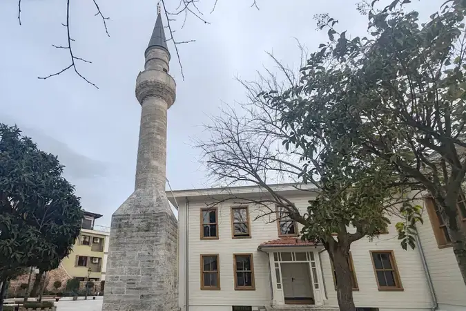 İstanbul Beşiktaş Tevfikiye Cami kapak görseli