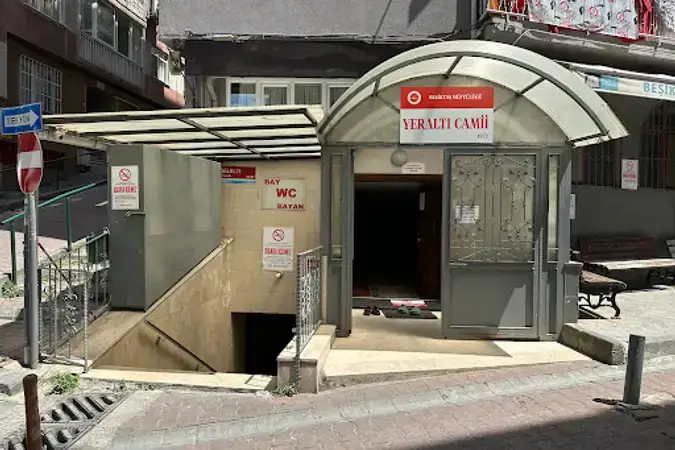 İstanbul Beşiktaş Yeraltı Cami kapak görseli